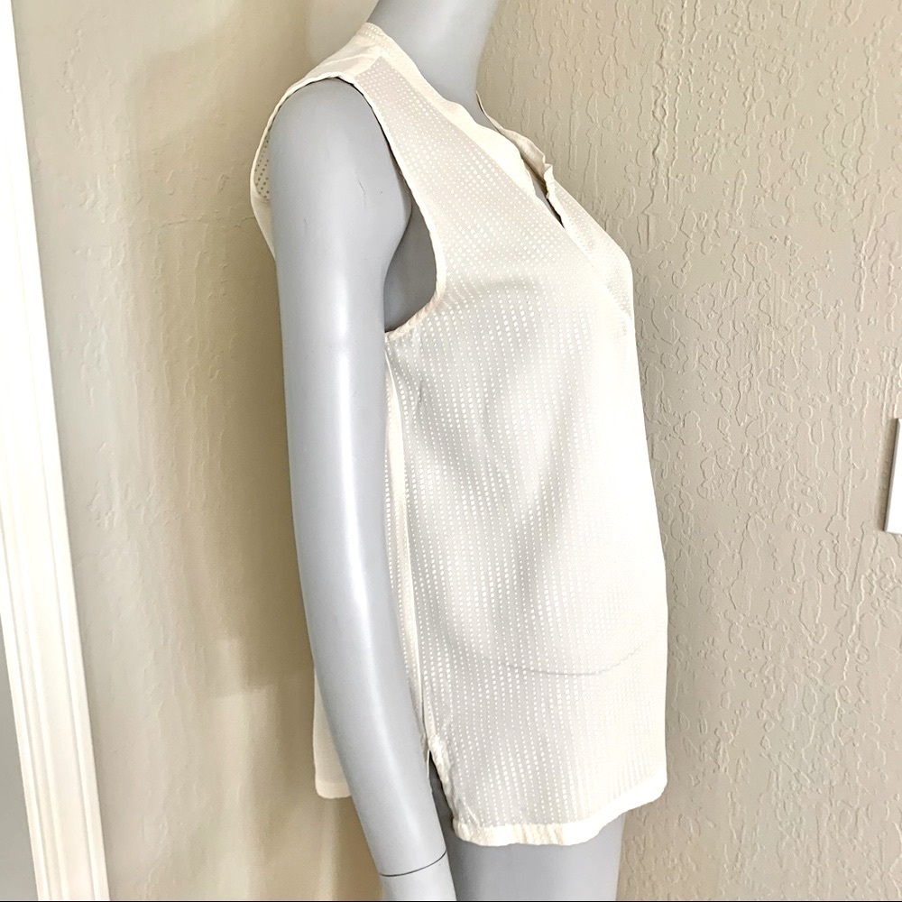 L’AGENCE 100% Silk Creme Ivory Sleeveless Blouse - Picture 5 of 14